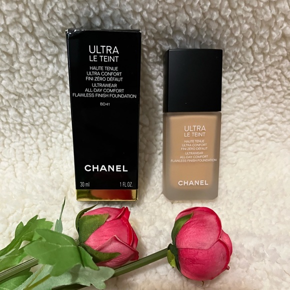 CHANEL Other - CHANEL ULTRA LE TEINT FLAWLESS FOUNDATION SHADE BD41 NWT!